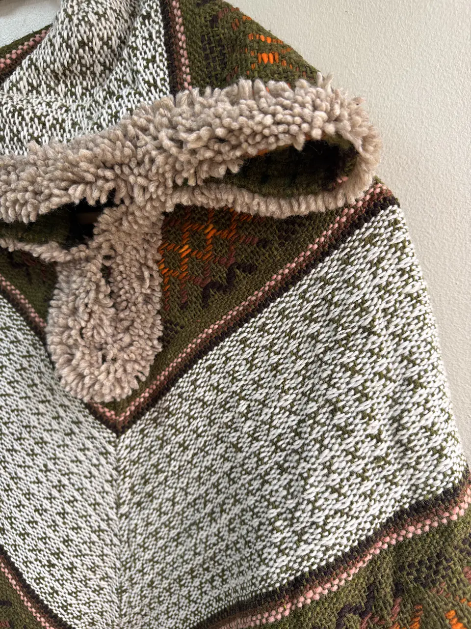 Poncho Tres Puntas Verde 4