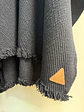 Poncho Full Negro Coqueado Premium - vignette 3