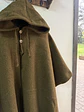 Poncho Capucha Verde Musgo - Miniatura 2