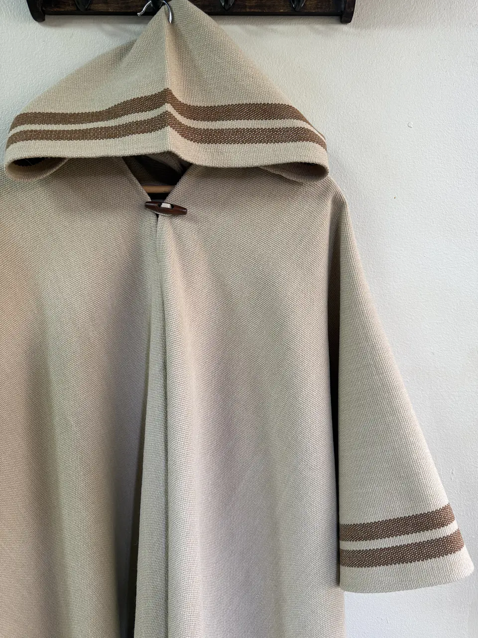 Poncho Exclusivo Beige Raya 2