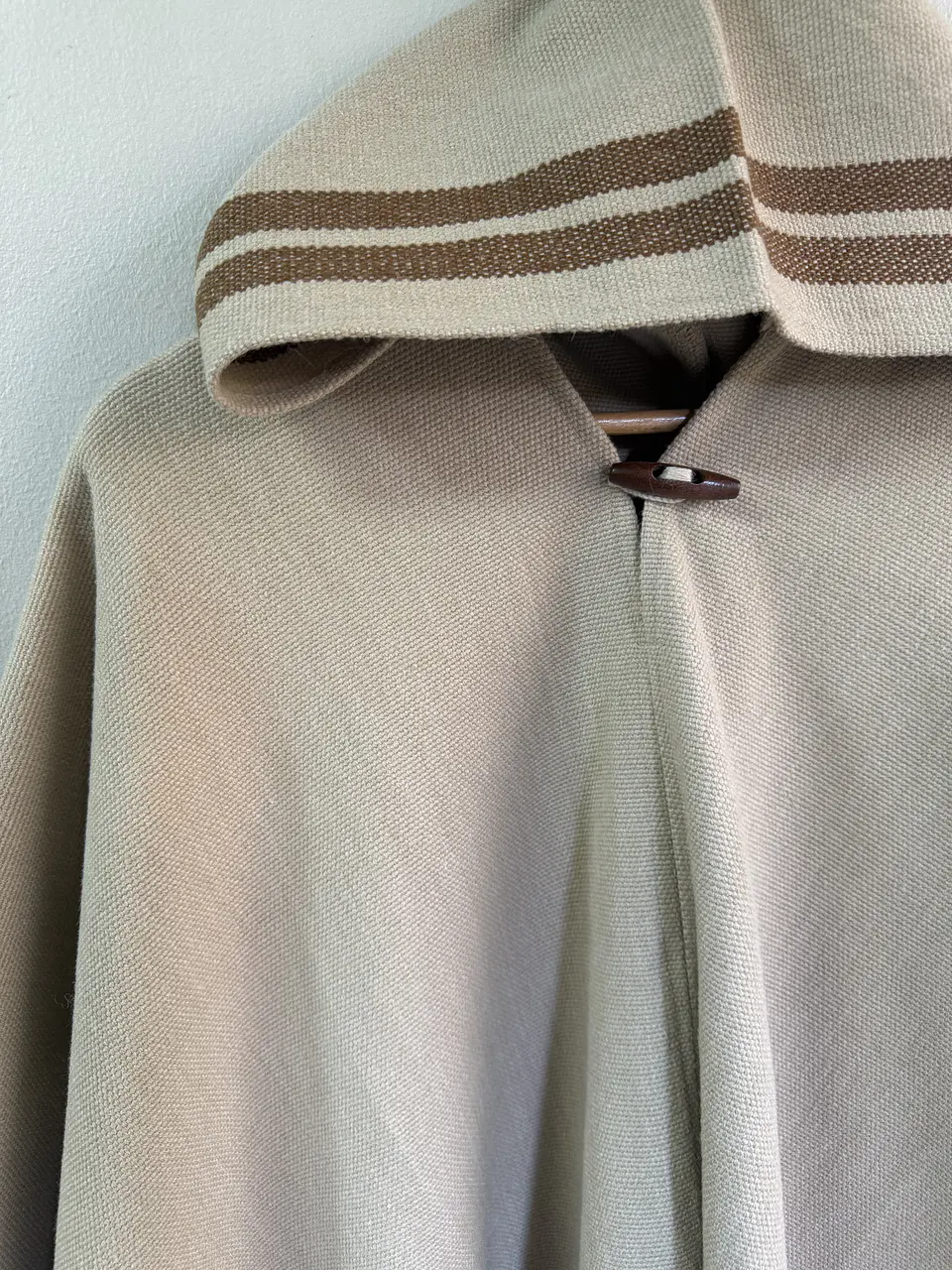Poncho Exclusivo Beige Raya 4