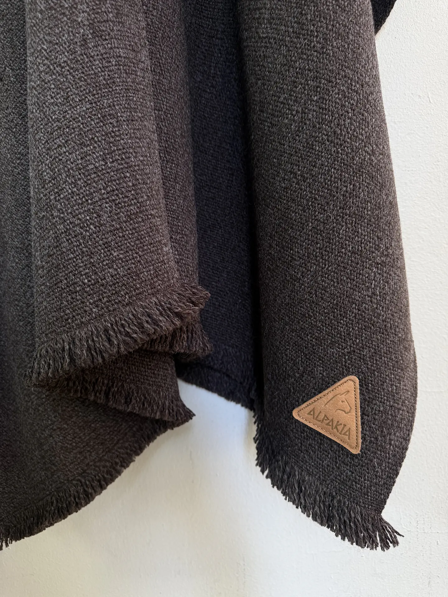 Poncho Golden Premium Trufa 2