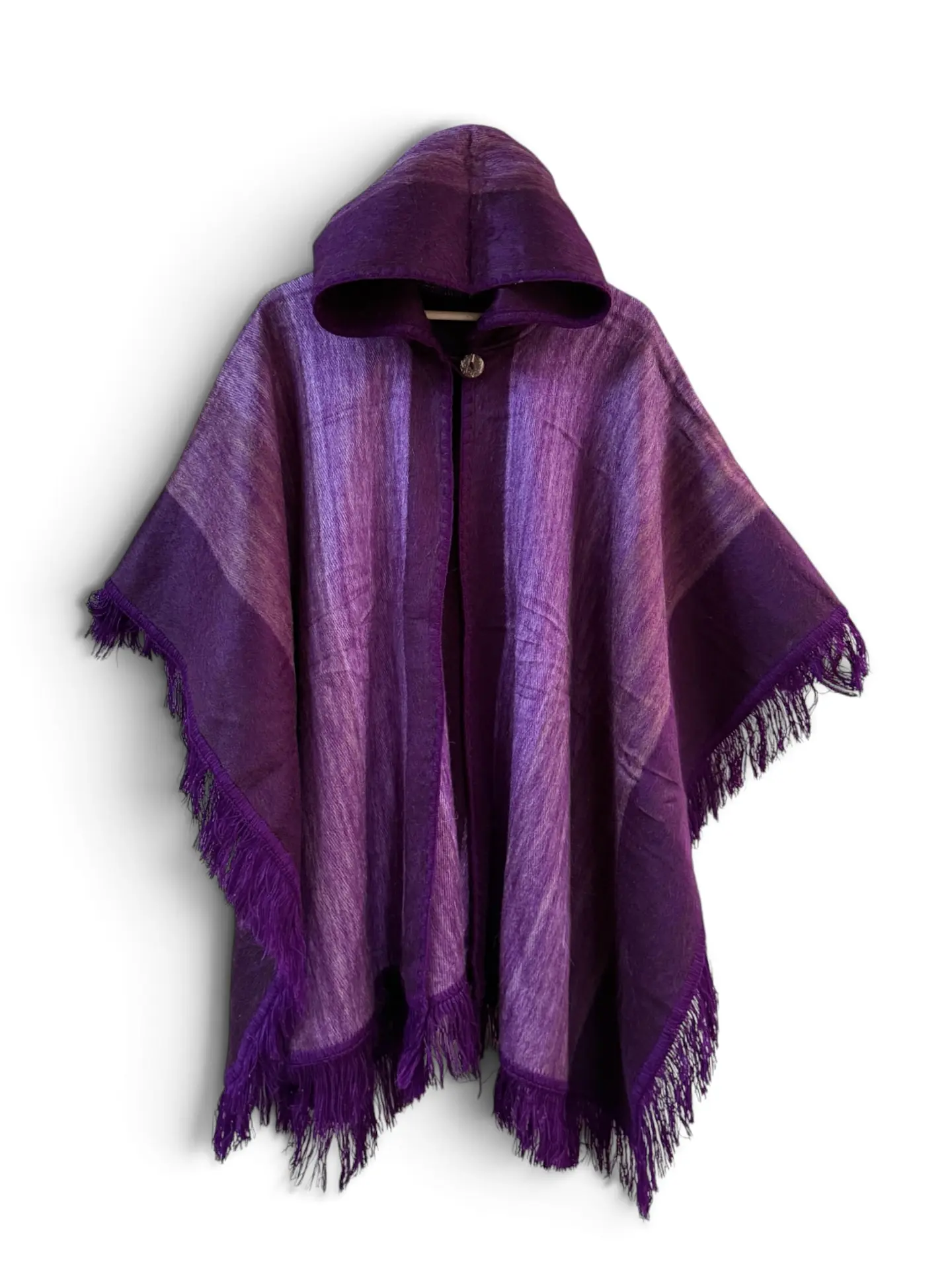 Ruana Capucha Morada 1