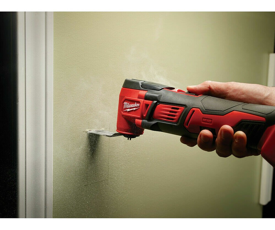 Milwaukee Herramienta Oscilante M18 2626-20  3