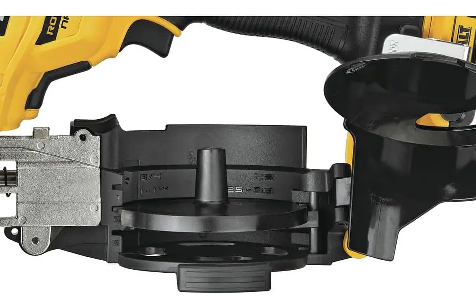 Clavadora De Techos Dewalt Dcn45rnd1 20v Xr 15 Grados 6