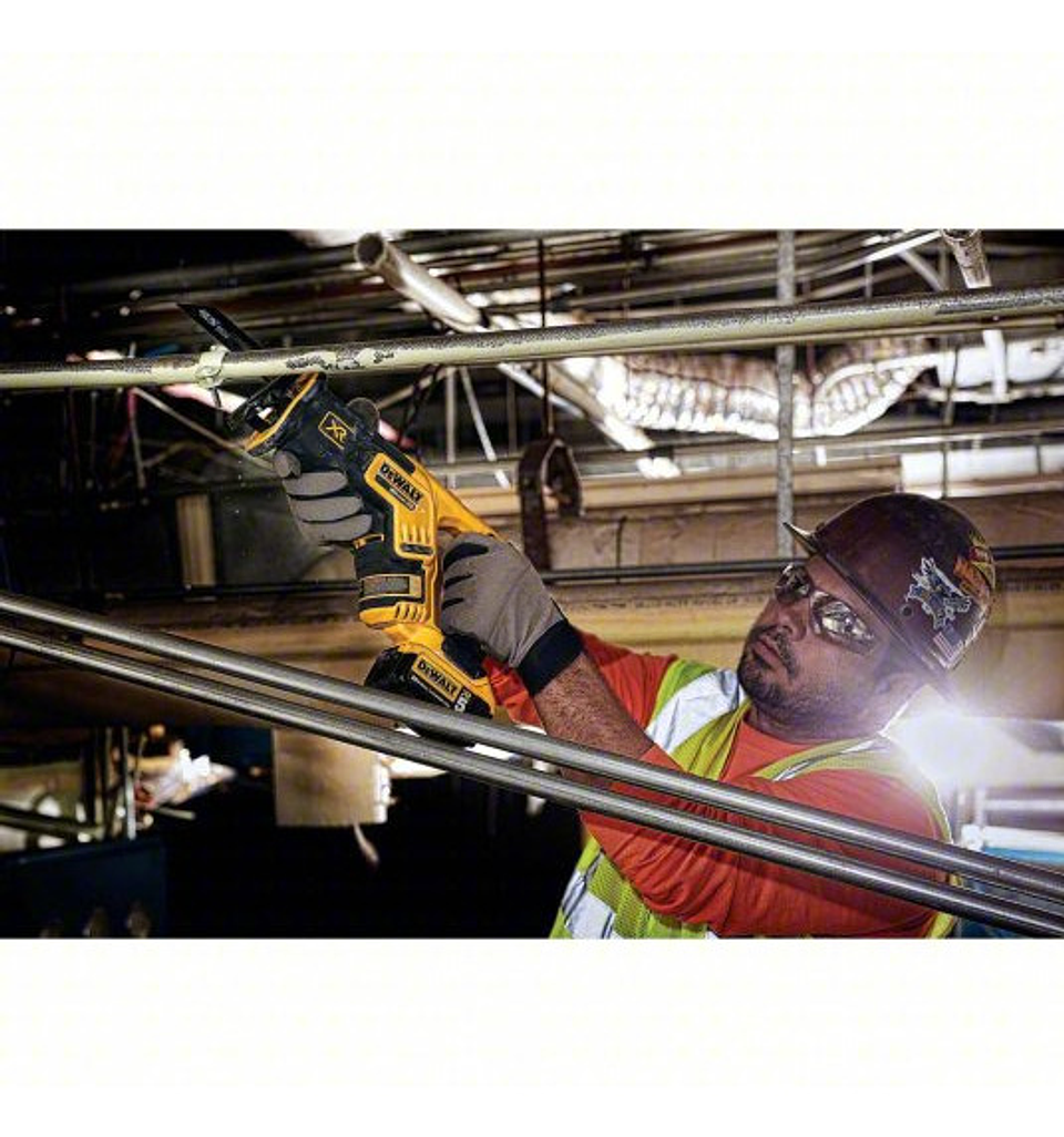 Sierra Sable Compacta Dewalt Xr Dcs367b 20v Max  5