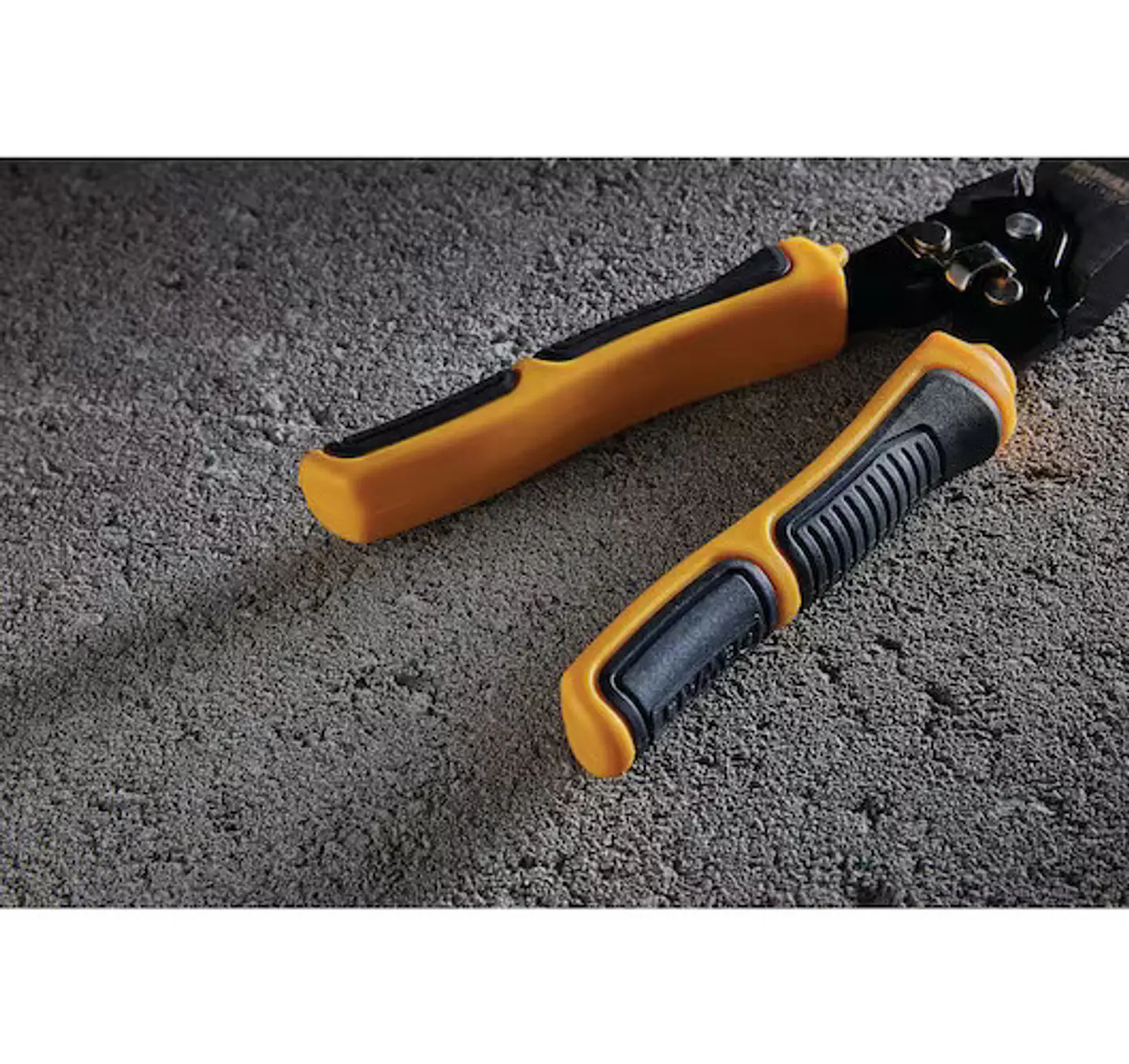 Alicate Universal Dewalt Dwht70276, Gran Apertura  2
