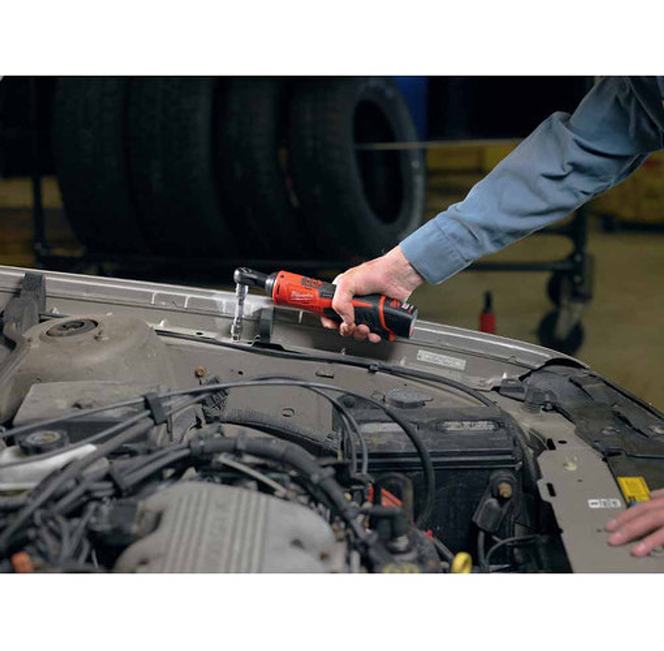 Trinquete Inalambrico 3/8 Milwaukee M12 2457-20 2