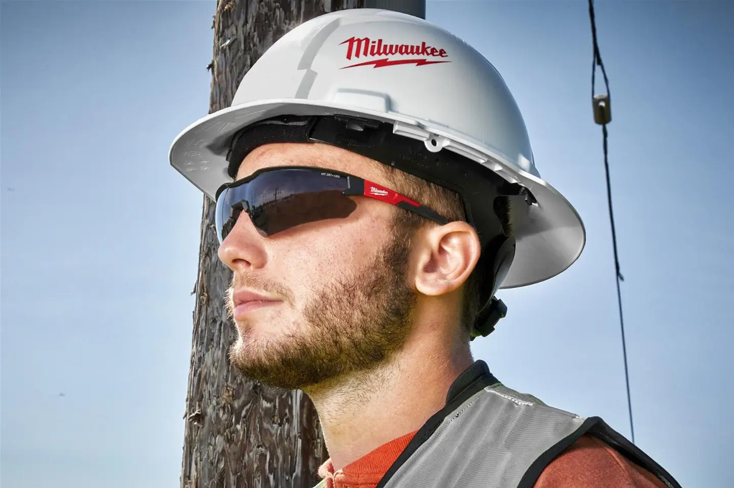 Lentes De Seguridad Milwaukee Oscuras 2