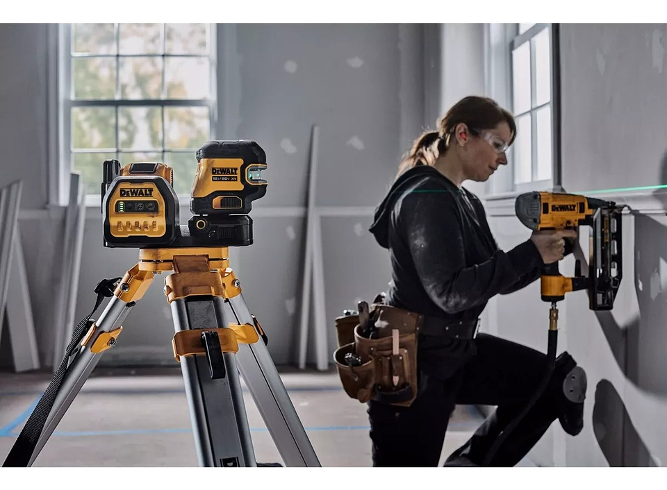 Láser Verde De Línea Cruzada 20v Max Dewalt Dcle34220gb 3