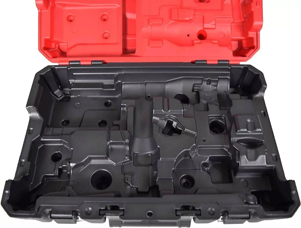 Maleta Milwaukee Rígida M18 ( 38cm X 32cm X 14cm )  3