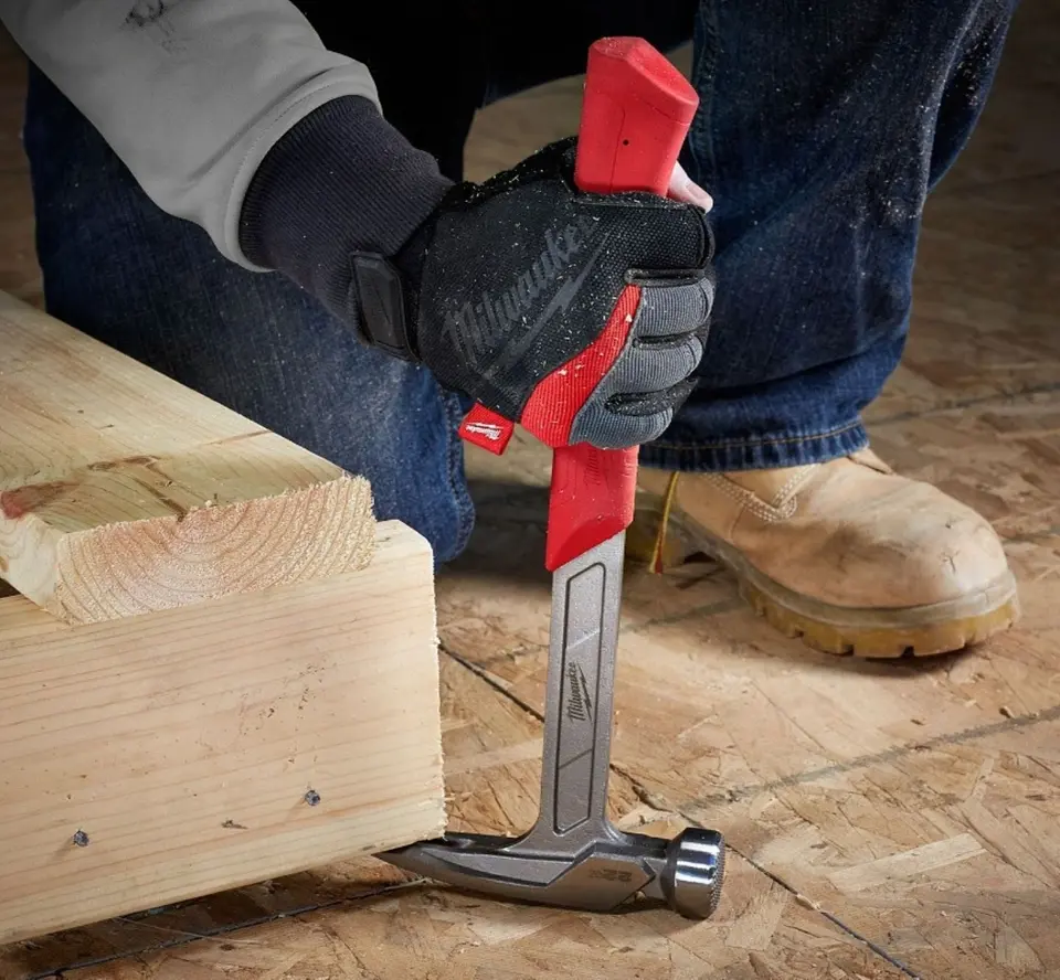 Milwaukee - Martillo Carpintero De 22 Onzas Cara Fres  5