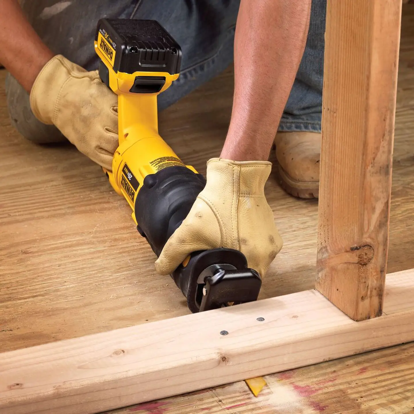Sierra Sable Dewalt Dcs380b 20v Max 5