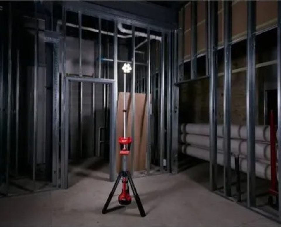 Linterna Led Con Trípode Rocket M18 Milwaukee 6