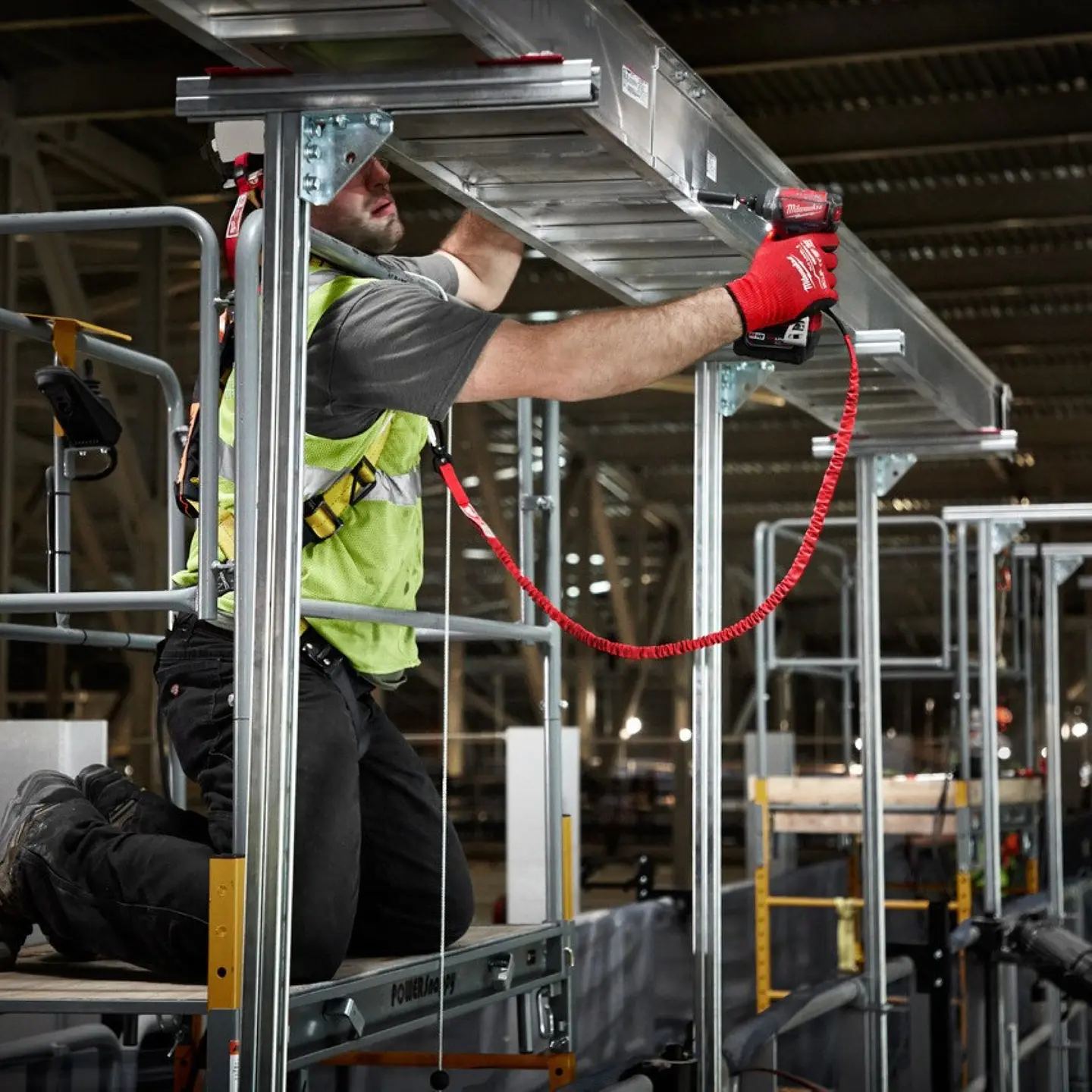 Milwaukee Cordón Portaherramientas Milwaukee Anticaída  4