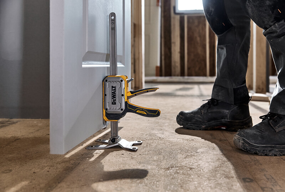 Brazo de Elevación Toughseries DEWALT Capacidad 154kg 8