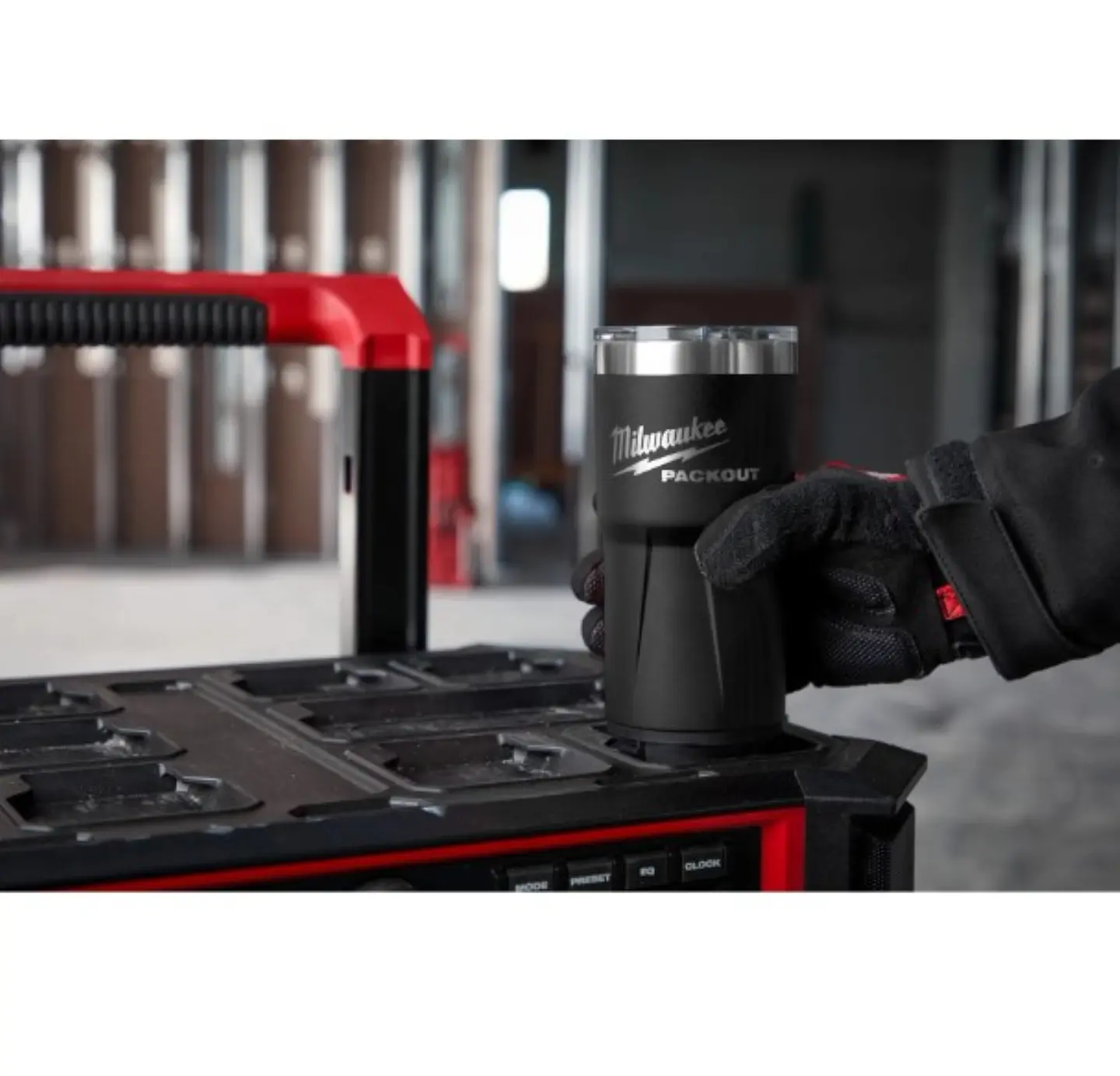 Termo Vaso Packout 591 ml Negro Milwaukee 48-22-8392B 5