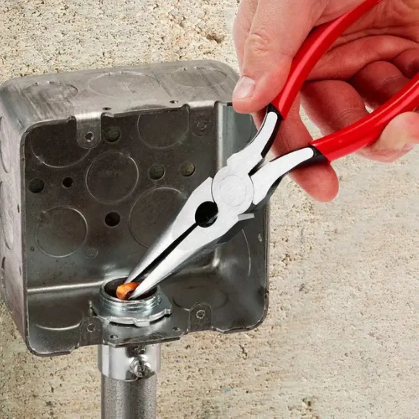 Alicate De Punta Larga 8