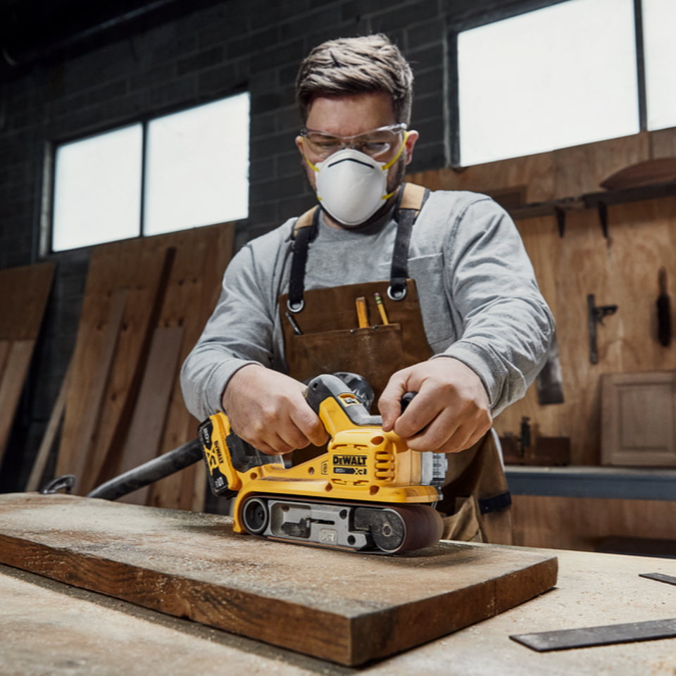 Lijadora Banda Inalámbrica DeWalt DCW220B-B3 6