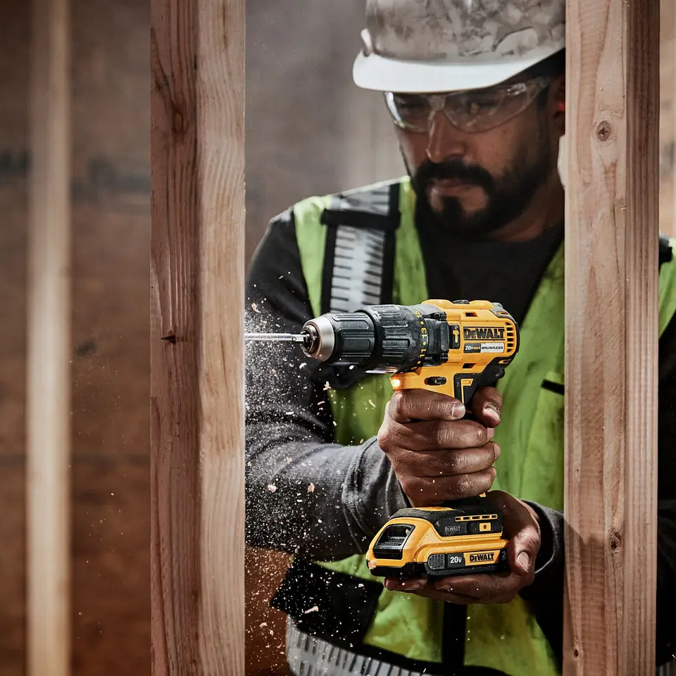 KIt Taladro Percutor 20V + Regalo Batería 5,0 Ah Dewalt 7