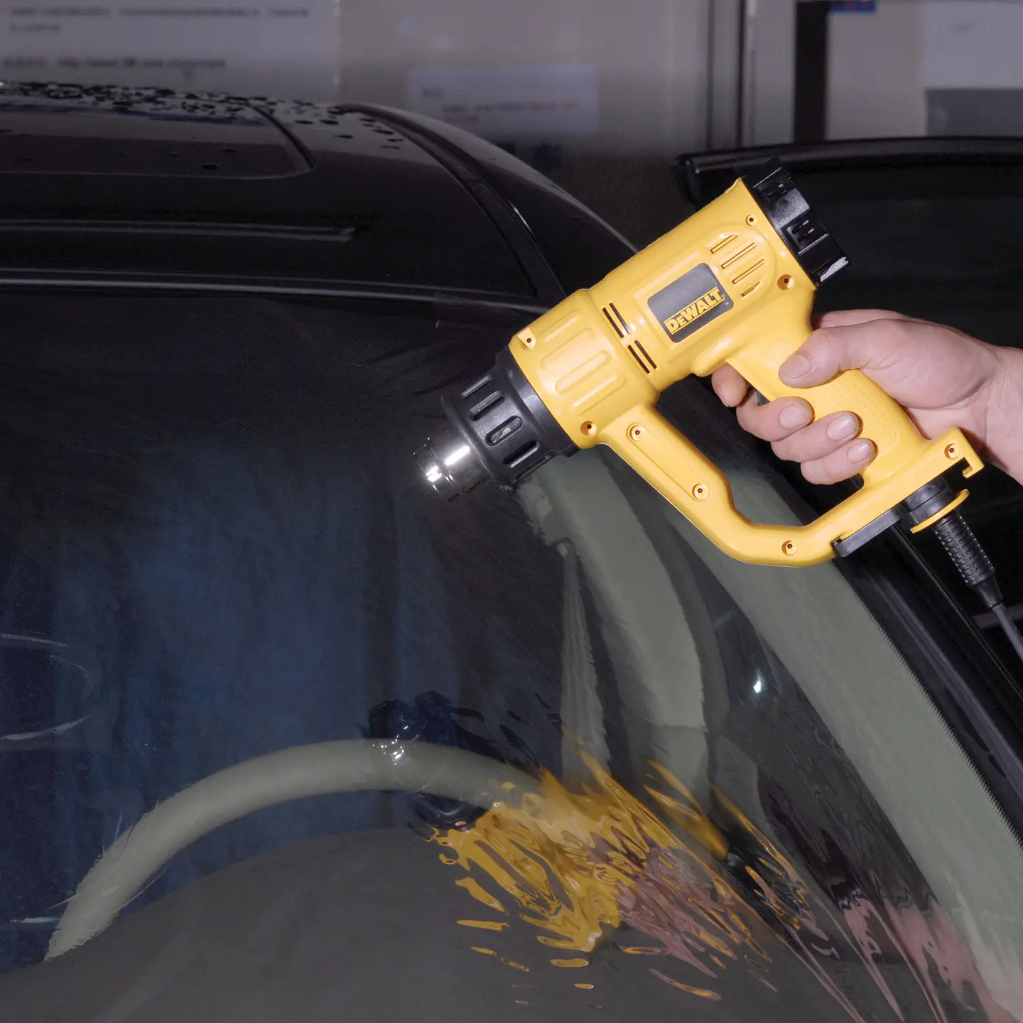 DeWalt Pistola de calor 2000W con temperatura variable D26411-B2C 8