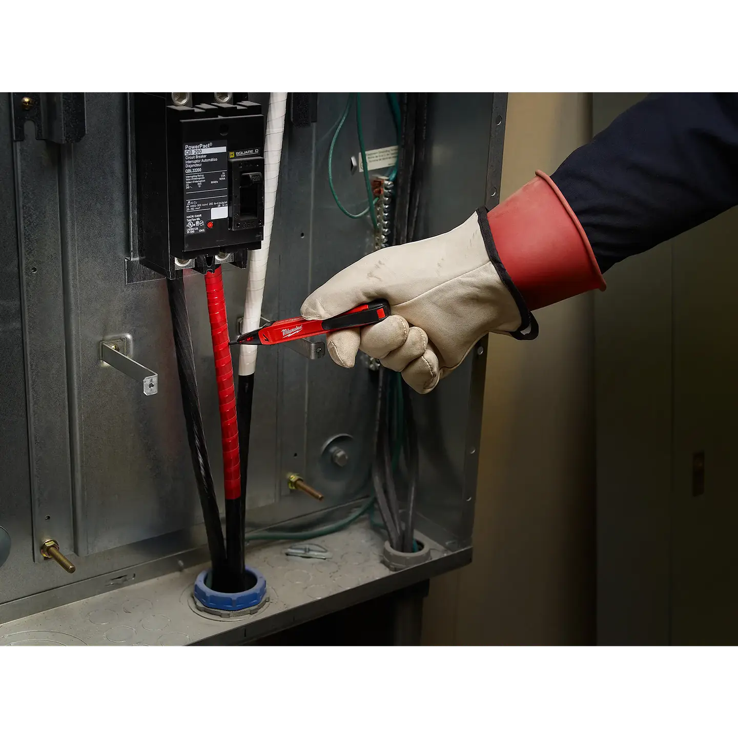 Detector de Voltaje Milwaukee 1000V 2200-20 4
