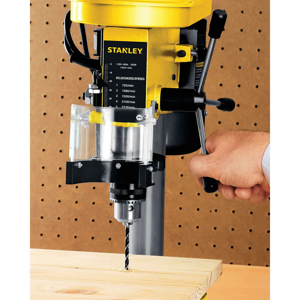 Taladro de Pedestal Stanley 250W 13mm SBT2513 4