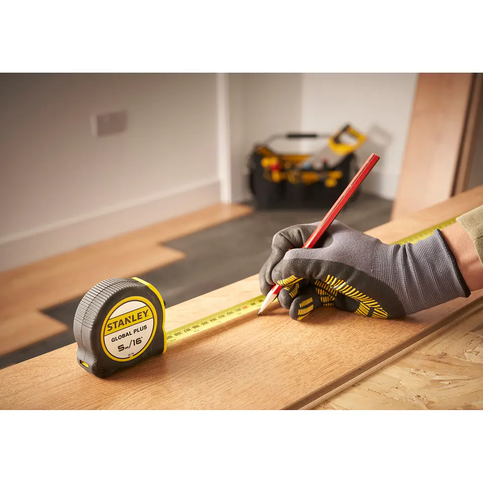 Cinta Métrica Global Plus 8m Stanley 30-726 1