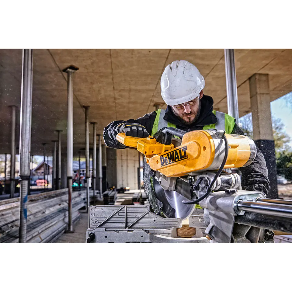 Ingleteadora DeWalt Electrica 12