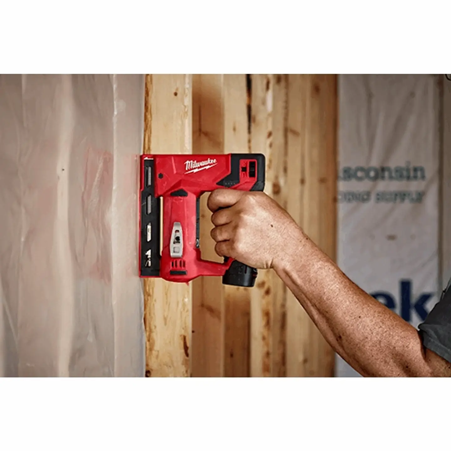 Engrapadora Inalambrica M12 Milwaukee 2447-20 3