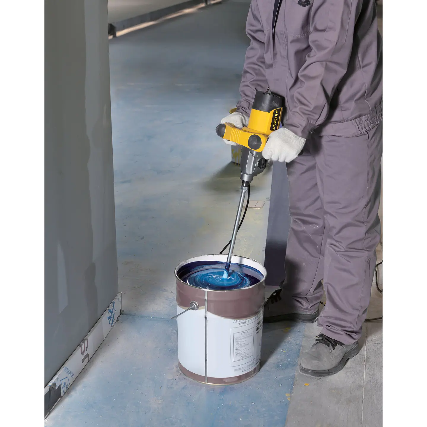 Mezclador de Pintura Electrico 1400W Stanley SDR1400-B2C 5
