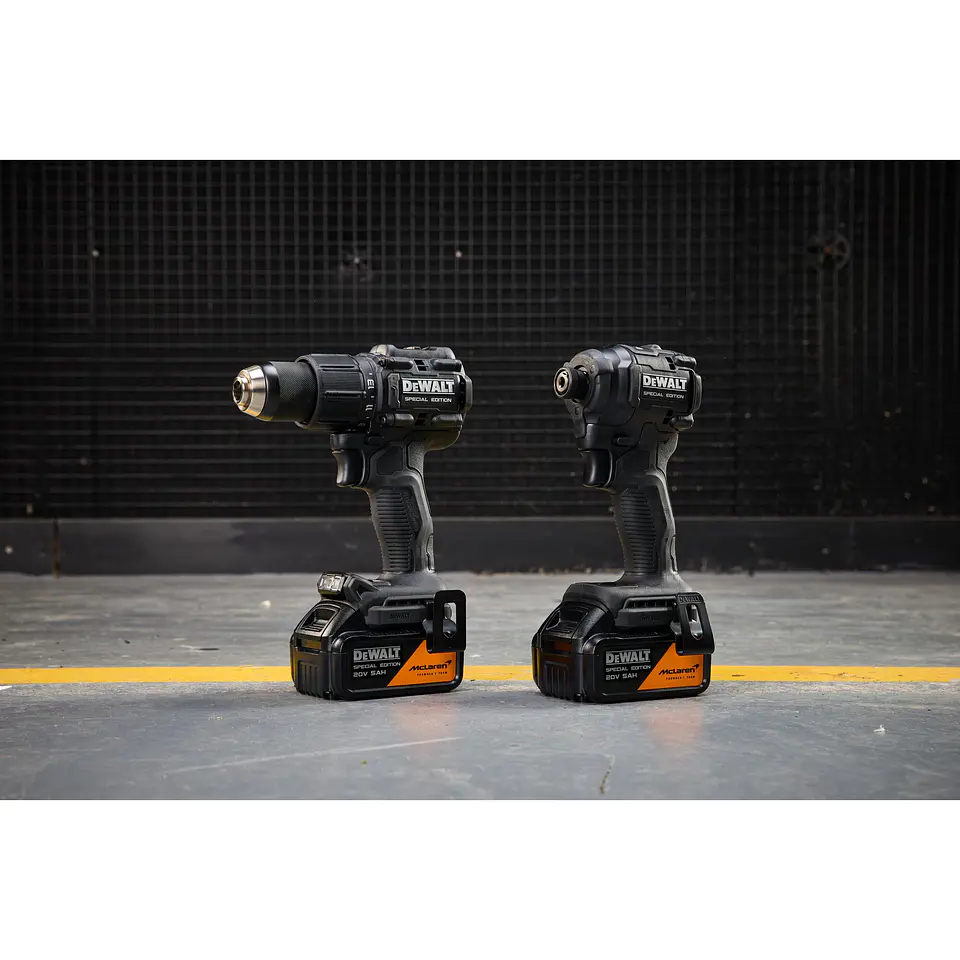 Kit Mclaren Taladro + Atornillador 20V XR + 2B +TSTAK DEWALT 2