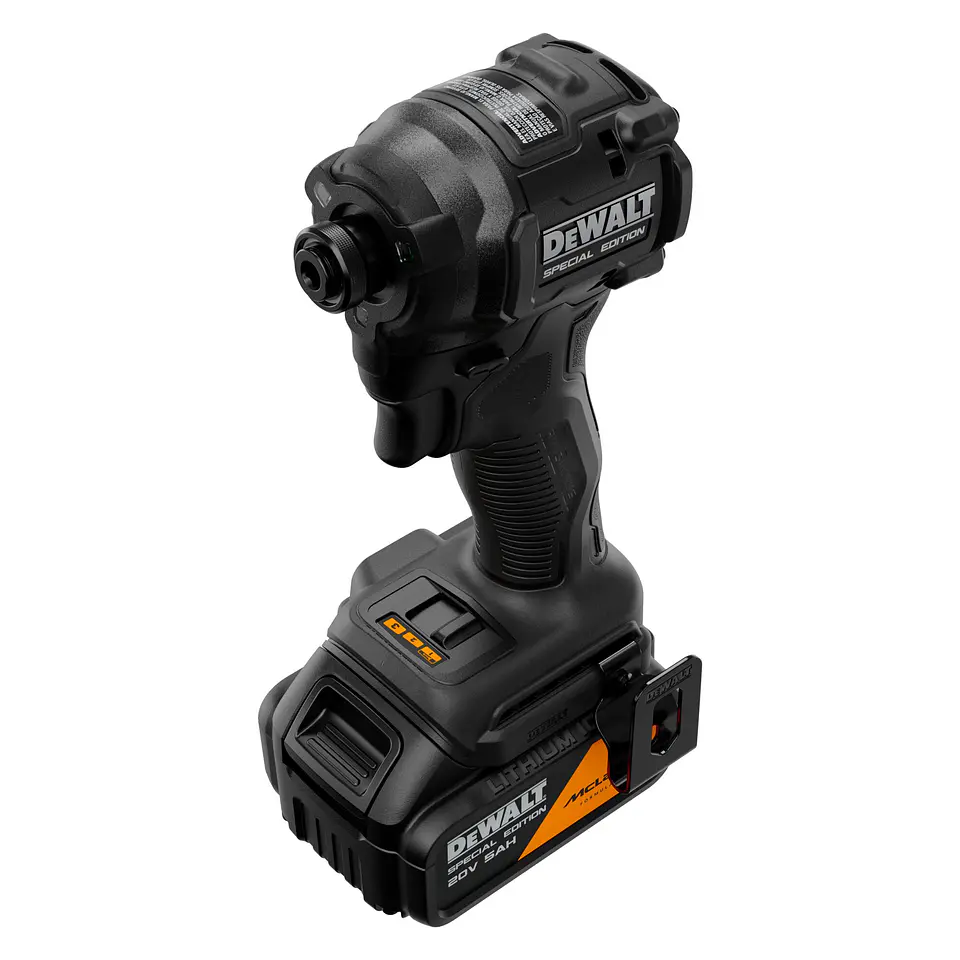 Kit Mclaren Atornillador Imp 20V XR + 2B 5AH + TSTAK DEWALT 4