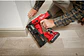 Clavadora Angular de Terminacion Milwaukee M18 FUEL Calibre 16 Solo Herramienta 2841-20 - Miniatura 6