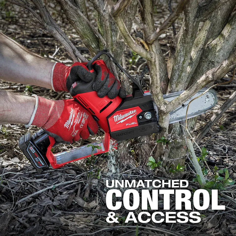 Motosierra de Poda Milwaukee M12 FUEL HATCHET 6