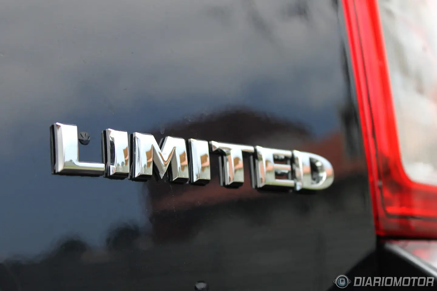 Emblema Logo Limited Para Ford Jeep Etc Metálico Cromado 2
