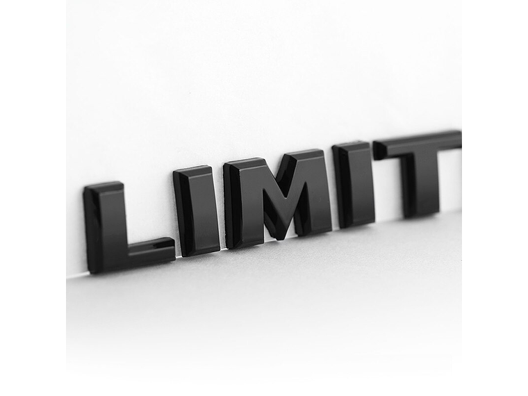 Emblema Logo Limited Para Ford Jeep Etc Metálico Negro 4