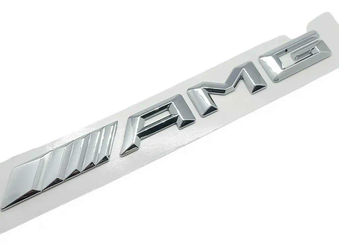 Logo adhesivo Emblema Amg Para Mercedes Benz 18.2x1.7cm 1