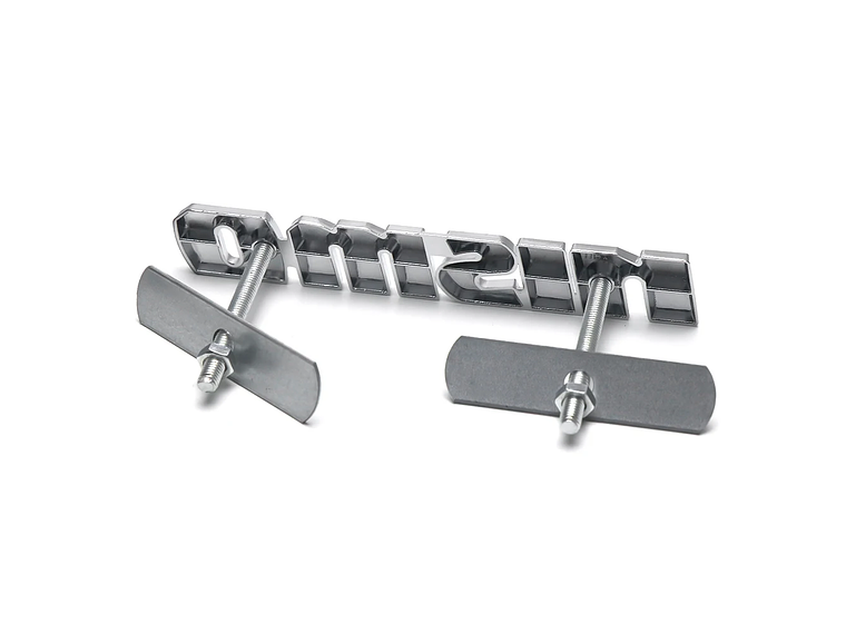 Emblema parrilla Logo Frontal Para Nissan Nismo Metálico 12.3x1.9cm 4