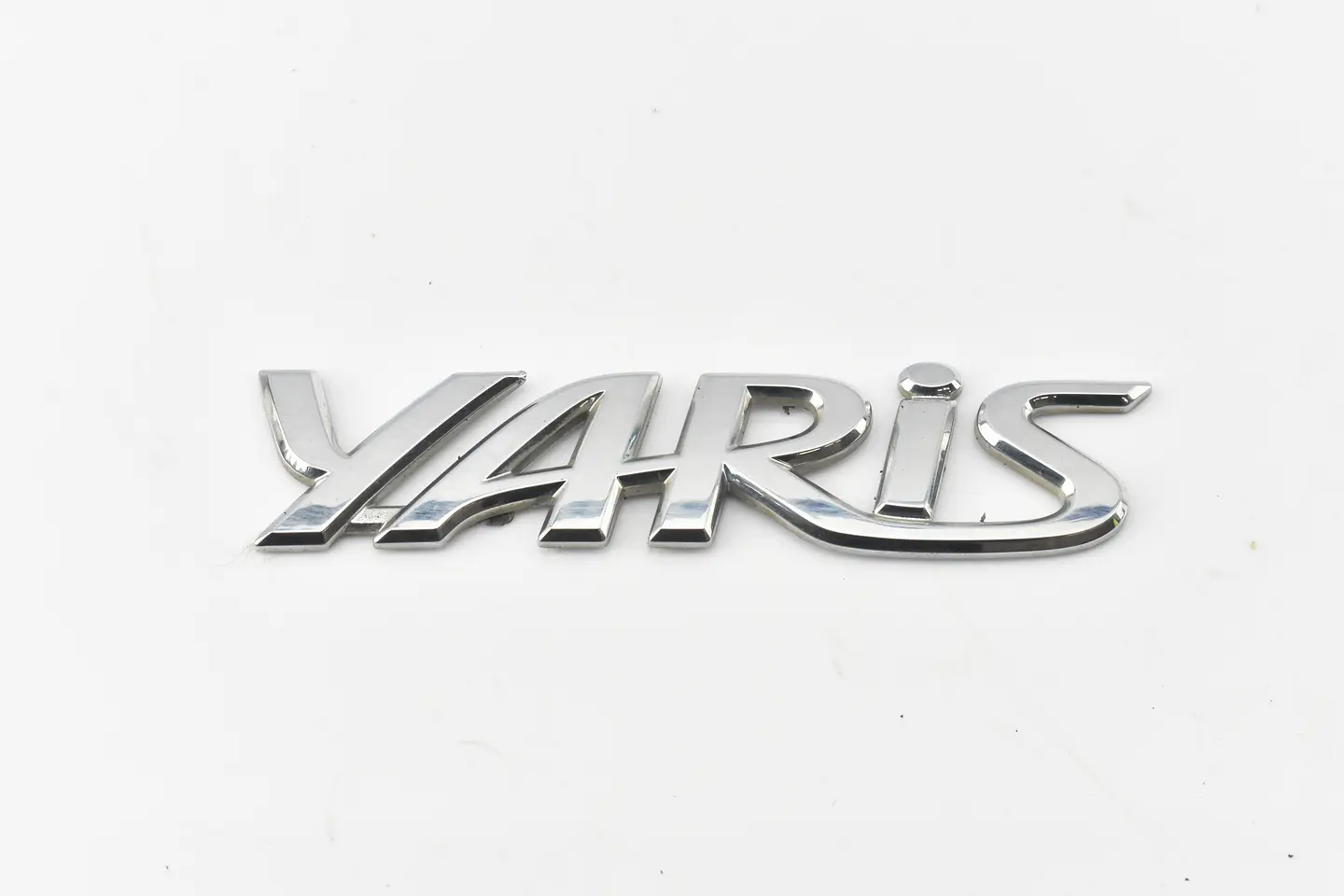 Logo adhesivo Emblema Para Toyota Yaris 13.6x3.1cm 2