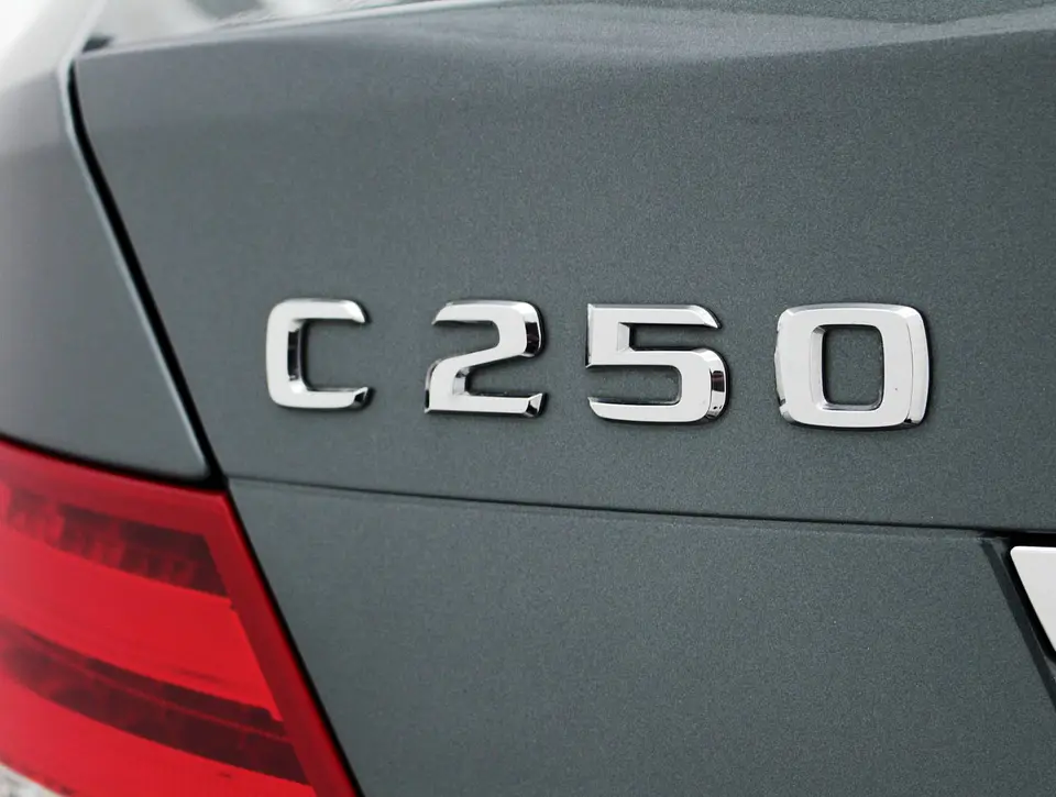 Logo C250 Emblema Para Mercedes Benz C 250 3