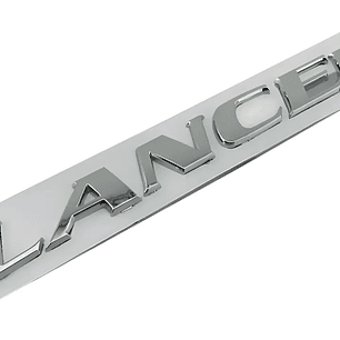 Logo Emblema Para Mitsubishi Lancer 18.7x1.8cm