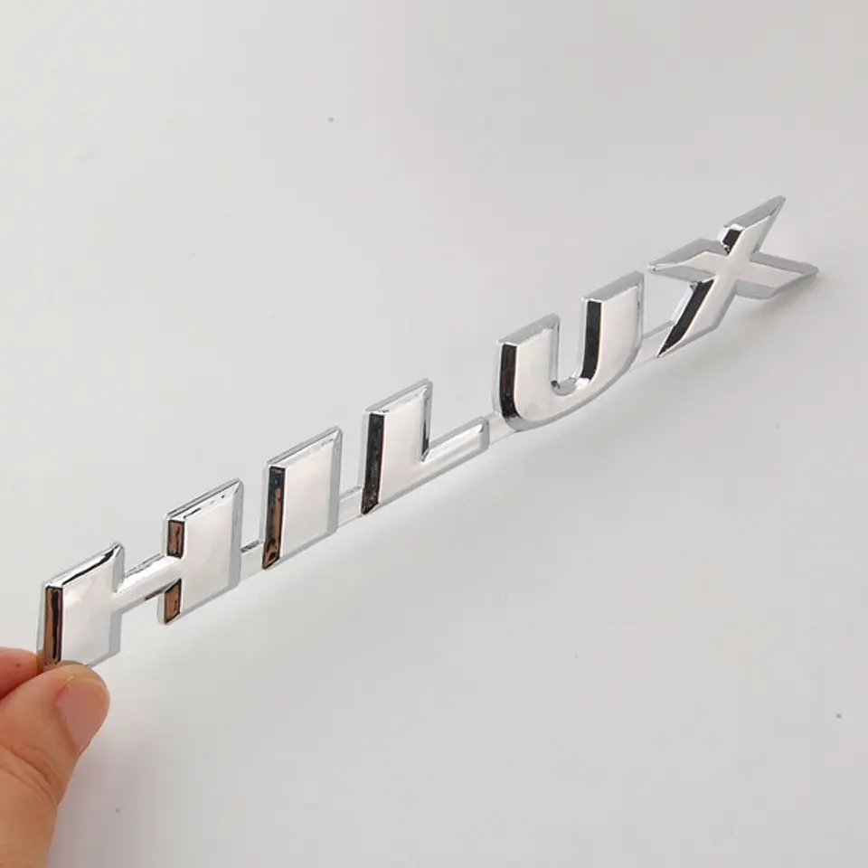 Emblema Logo Para Toyota Hilux 16.2x1.6cm 2