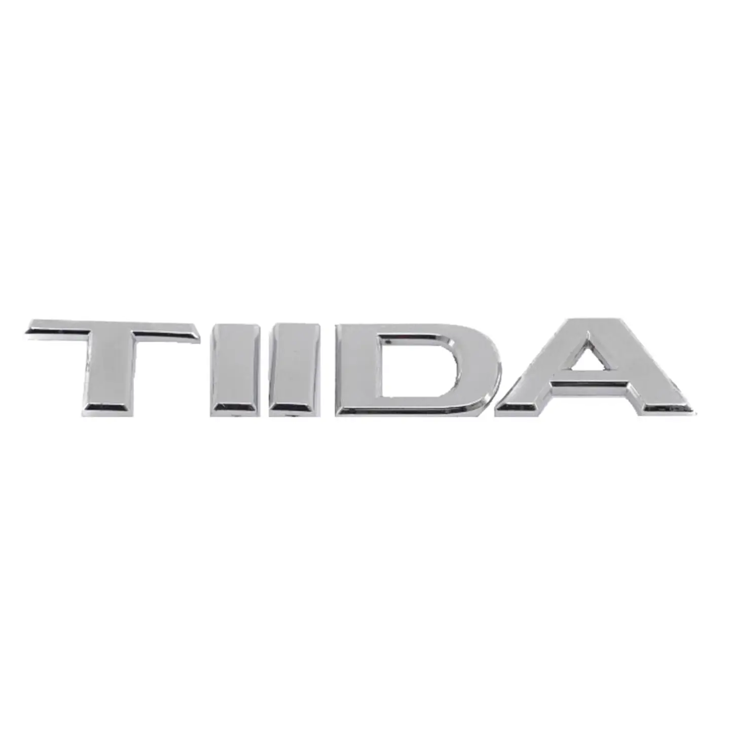Logo Emblema Para Nissan Tiida 1