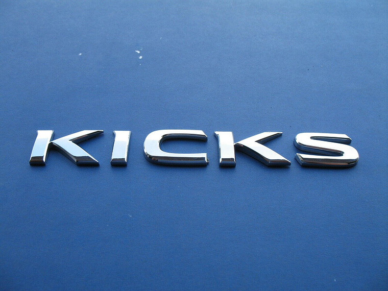 Logo Emblema Para Nissan Kicks 3