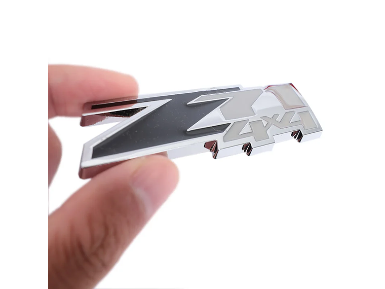 Emblema Para Chevrolet Silverado Z71 4x4 8.8x3cm Negro Plastico  2