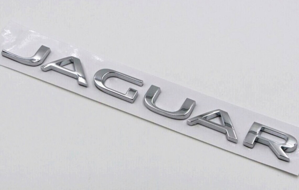 Logo emblema Jaguar 17.4cm x 1.6 cm 2