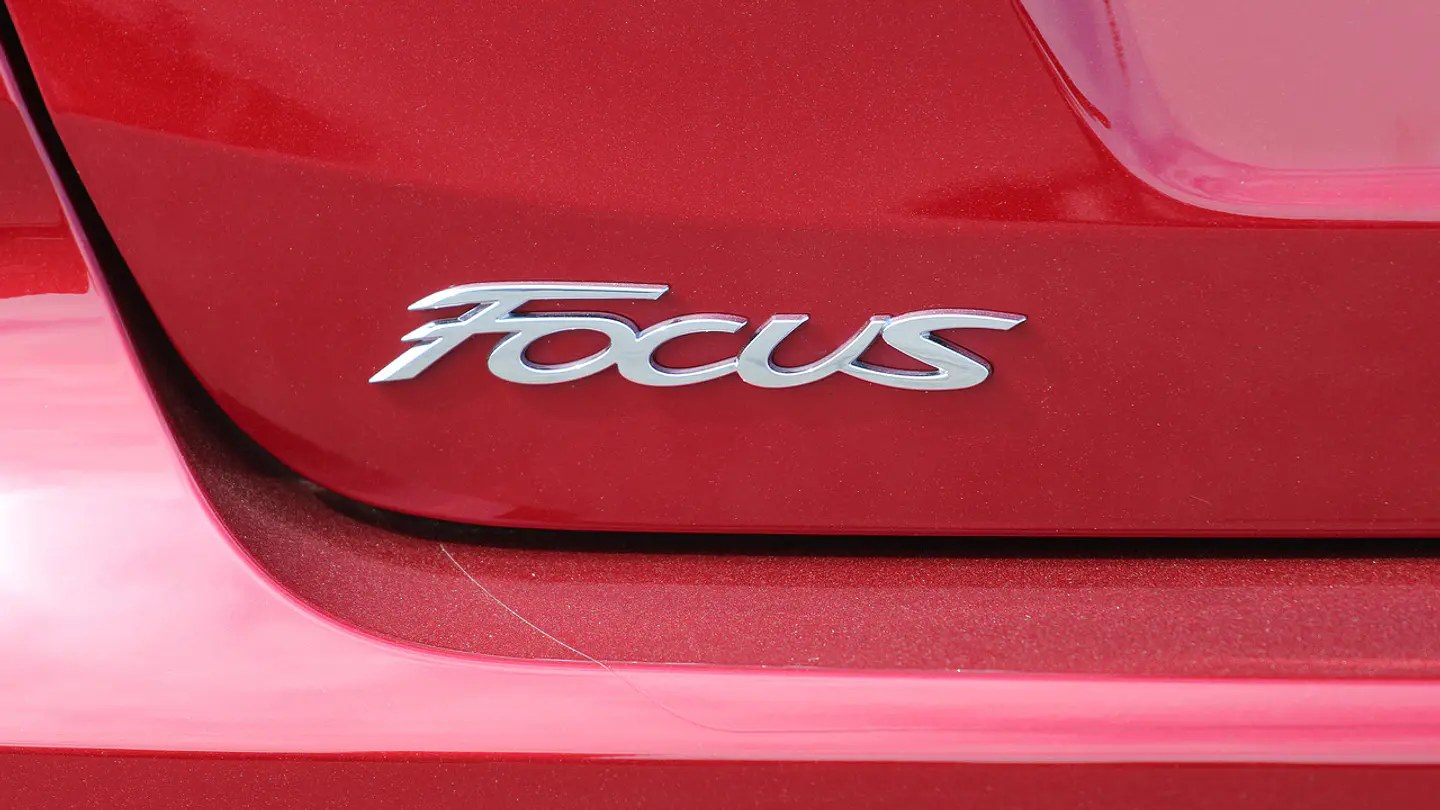 Logo Emblema Para Ford Focus 17x2.6cm Cromado 2