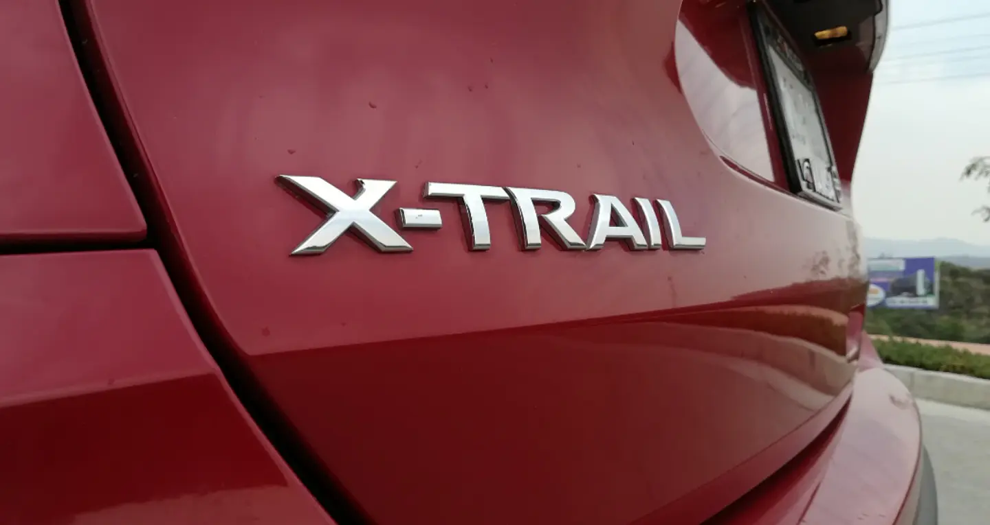 Logo New X-trail Emblema Para Nissan New Xtrail 23.5x2.5cm Cromado 2