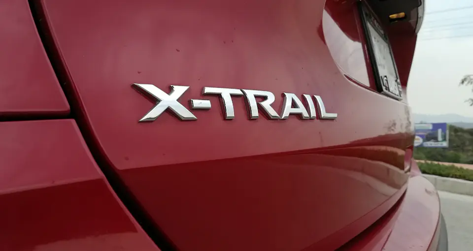 Logo New X-trail Emblema Para Nissan New Xtrail 23.5x2.5cm Cromado 2